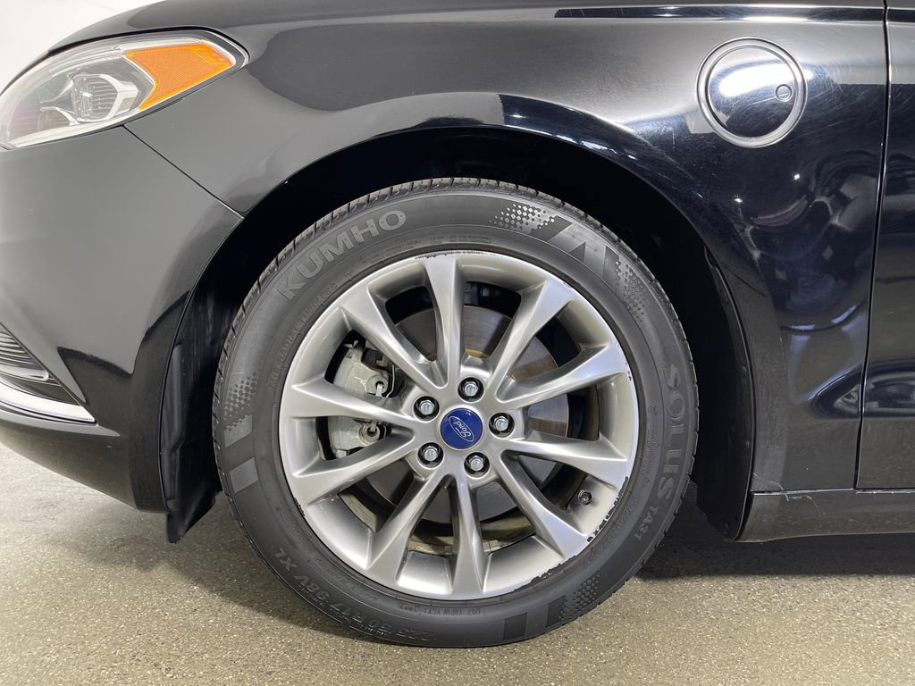 Used 2018 Ford Fusion Energi SE FWD image 11