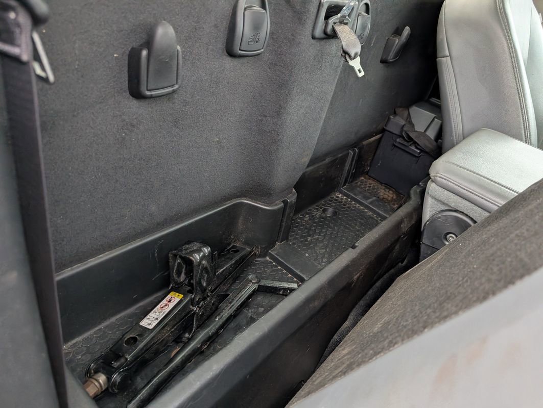 Used 2016 RAM 3500 Tradesman w/ Power & Remote Entry Group AWD/4WD image 34