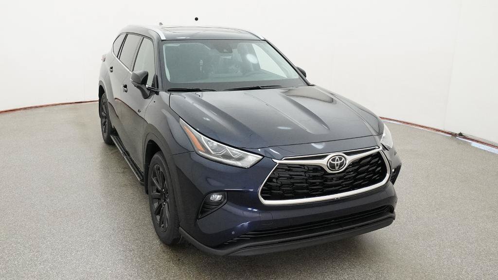 New 2026 Toyota Highlander Limited AWD/4WD image 17