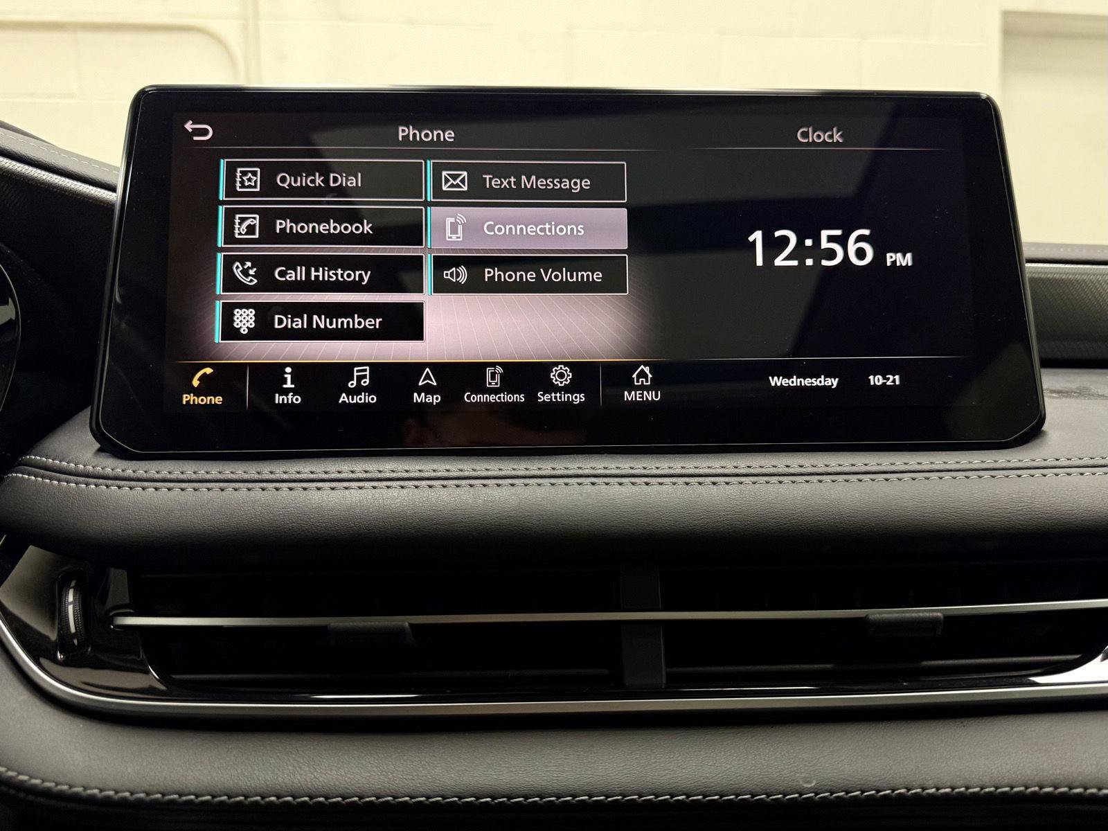 Used 2023 INFINITI QX60 Luxe w/ Cargo Package AWD/4WD image 35