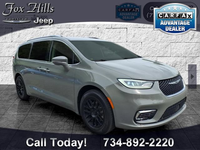 Used 2021 Chrysler Pacifica Touring-L