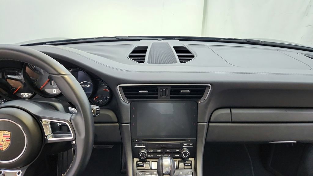 Used 2017 Porsche 911 Carrera S image 23