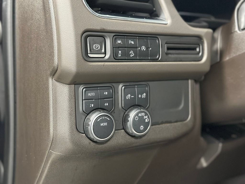 Used 2023 Chevrolet Tahoe Z71 AWD/4WD image 18