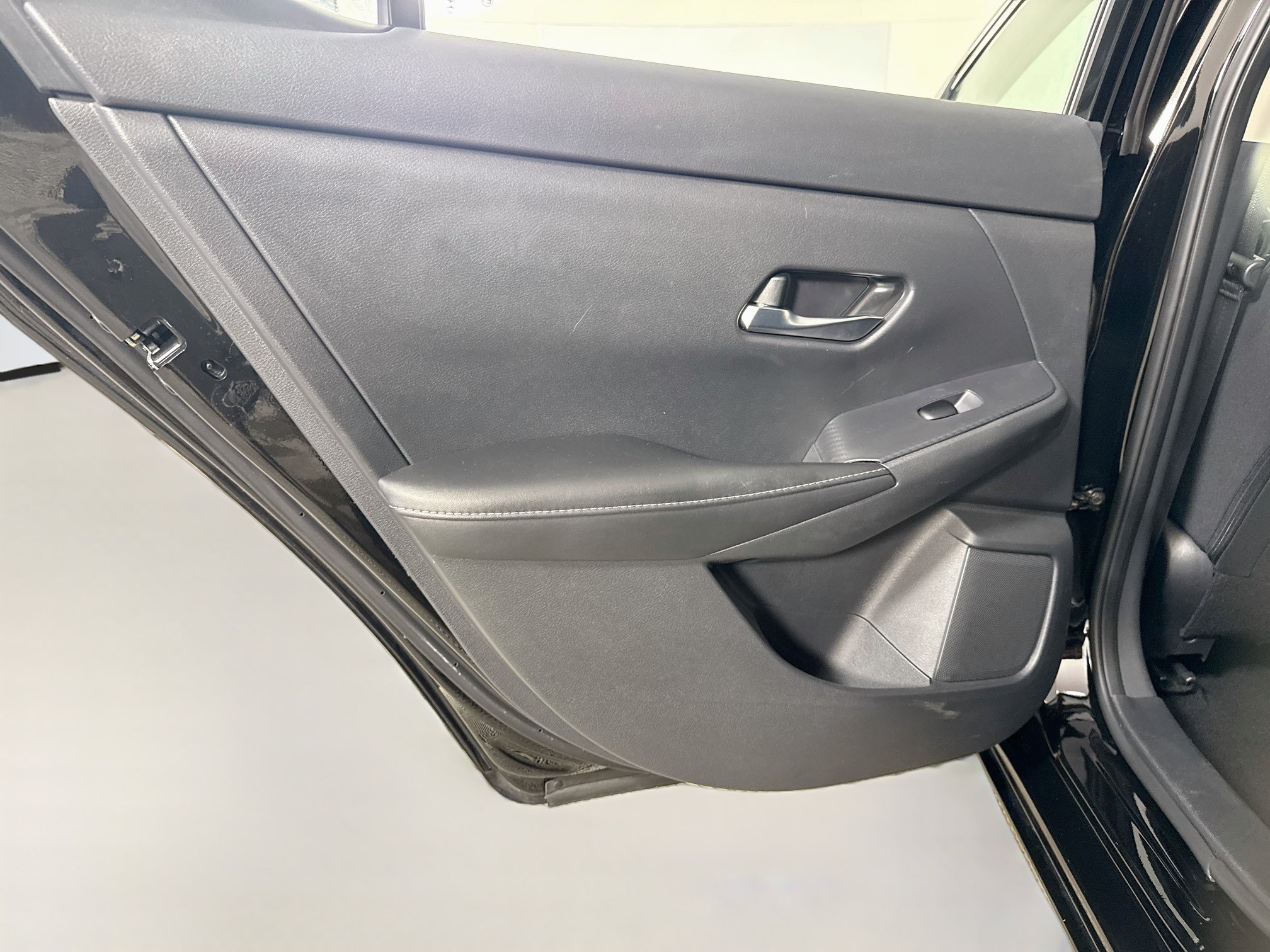 Used 2023 Nissan Sentra SV w/ All-Weather Package FWD image 26