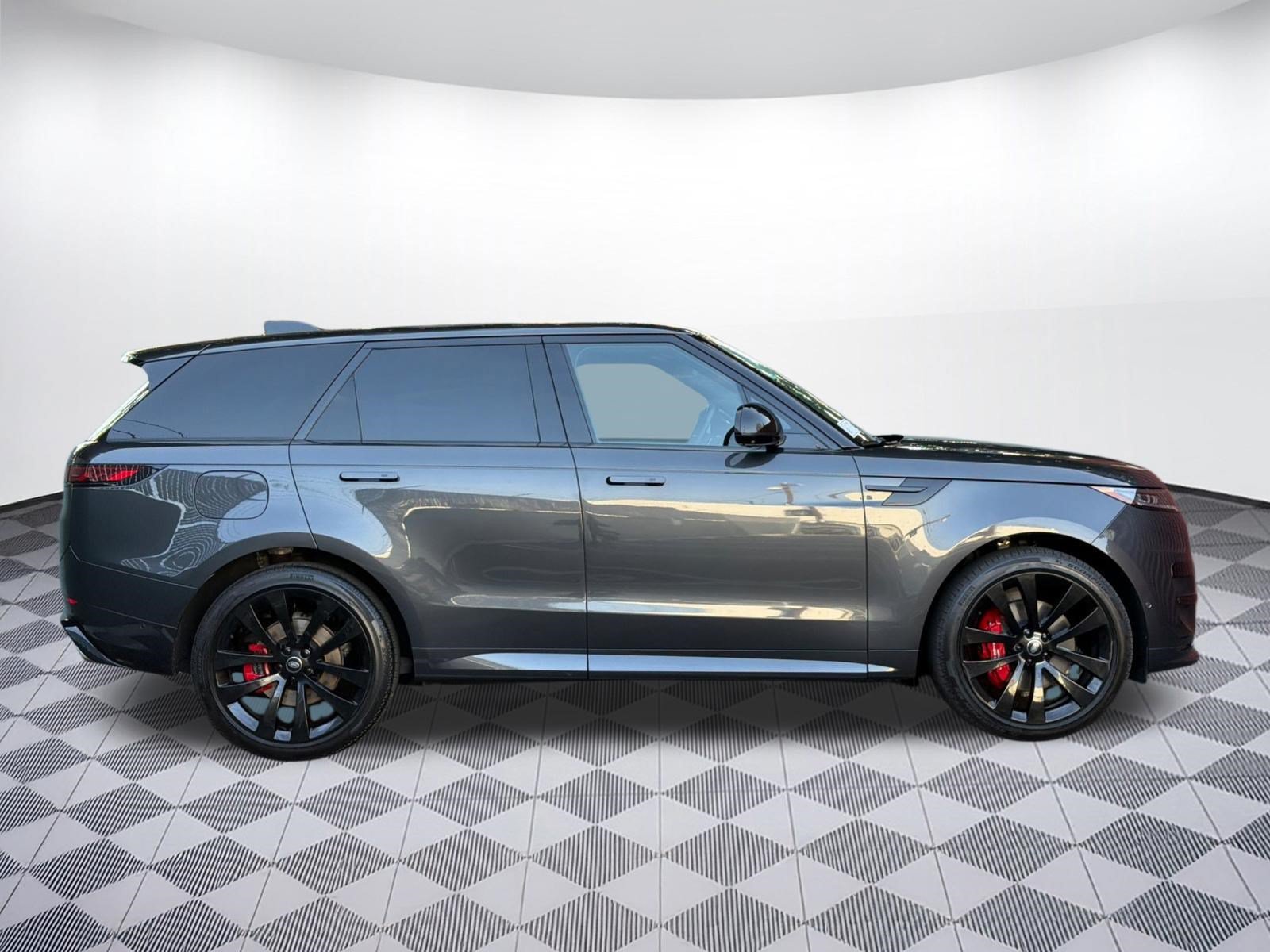 Used 2025 Land Rover Range Rover Sport Dynamic SE AWD/4WD image 7