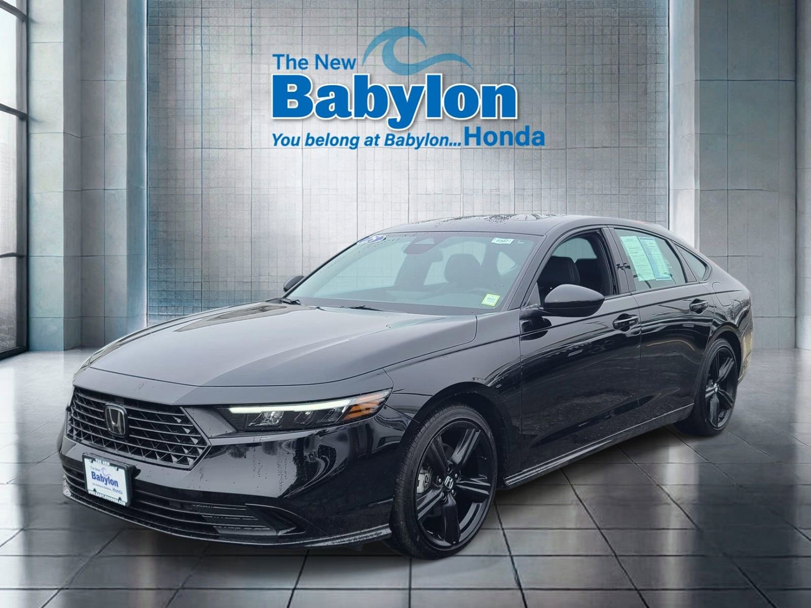 Used 2025 Honda Accord Sport image 1