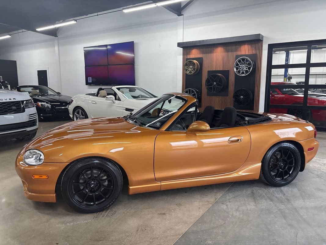Used 2000 MAZDA MX-5 Miata image 3