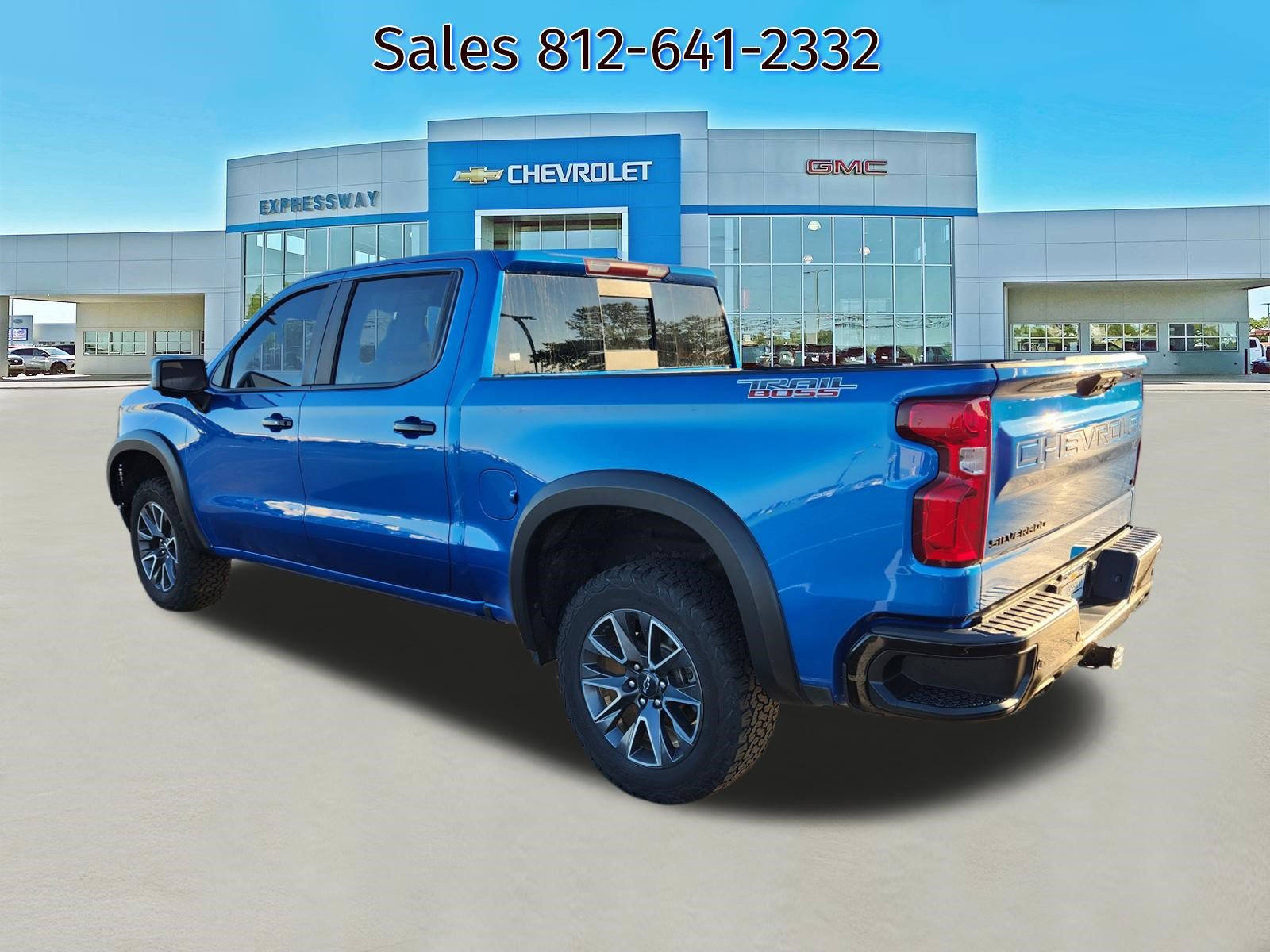 Used 2022 Chevrolet Silverado 1500 LT Trail Boss w/ LT Trail Boss Premium Package AWD/4WD image 4