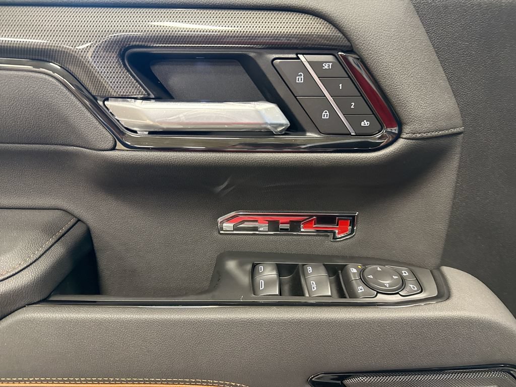 New 2026 GMC Sierra 1500 AT4 w/ AT4 Premium Package AWD/4WD image 24
