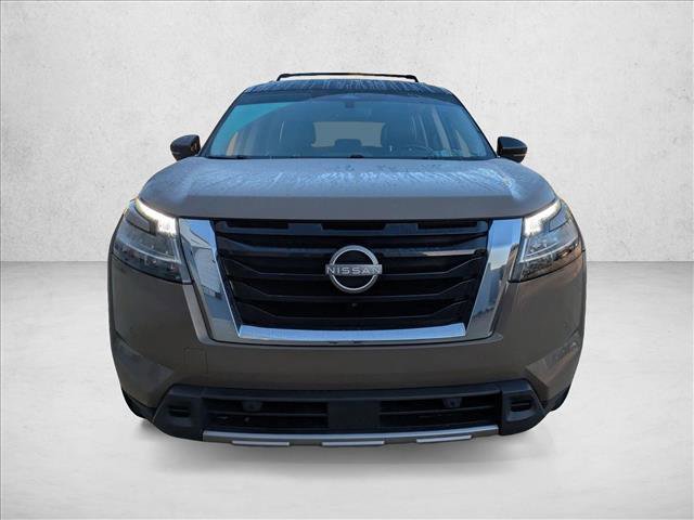 Used 2023 Nissan Pathfinder Platinum w/ Cargo Package image 2