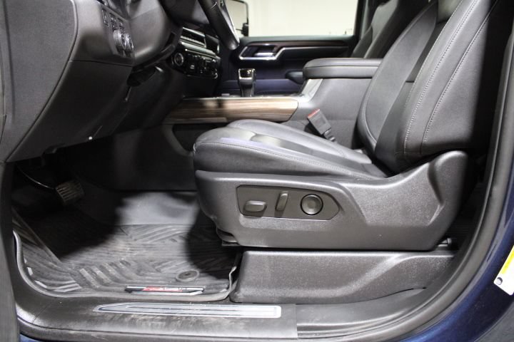 Used 2023 Chevrolet Silverado 1500 LT Trail Boss w/ Convenience Package II AWD/4WD image 19