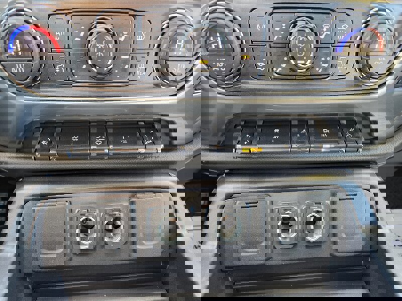 Used 2015 Chevrolet Silverado 1500 LTZ Z71 w/ LTZ Plus Package image 18