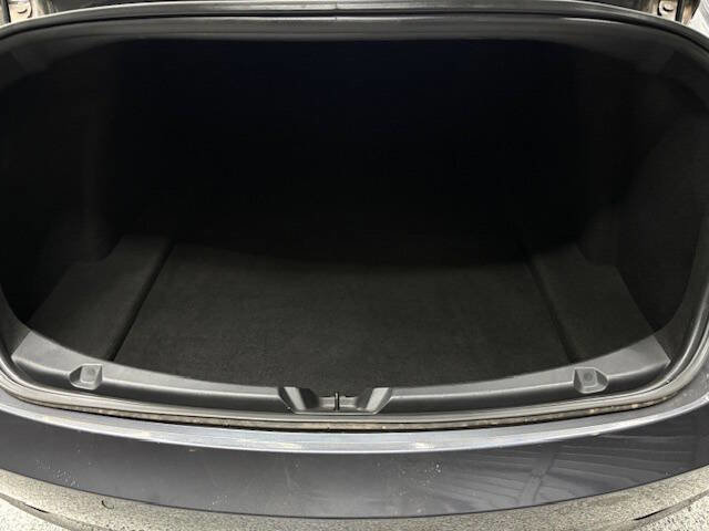 Used 2018 Tesla Model 3 Long Range image 22