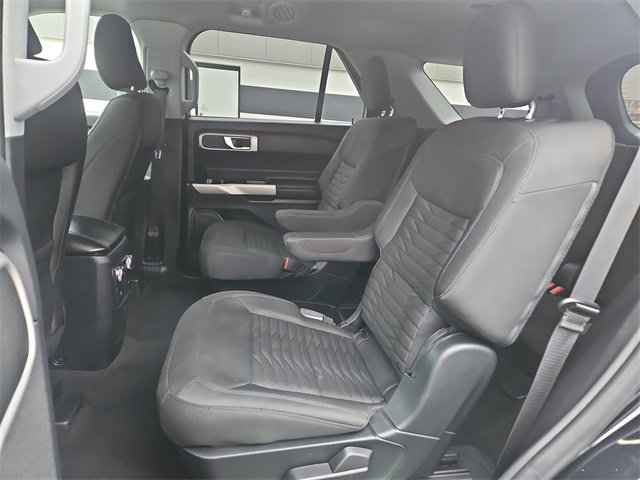 Used 2021 Ford Explorer XLT image 23