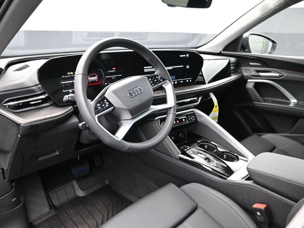 Used 2025 Audi Q5 Premium Plus w/ Premium Plus AWD/4WD image 8