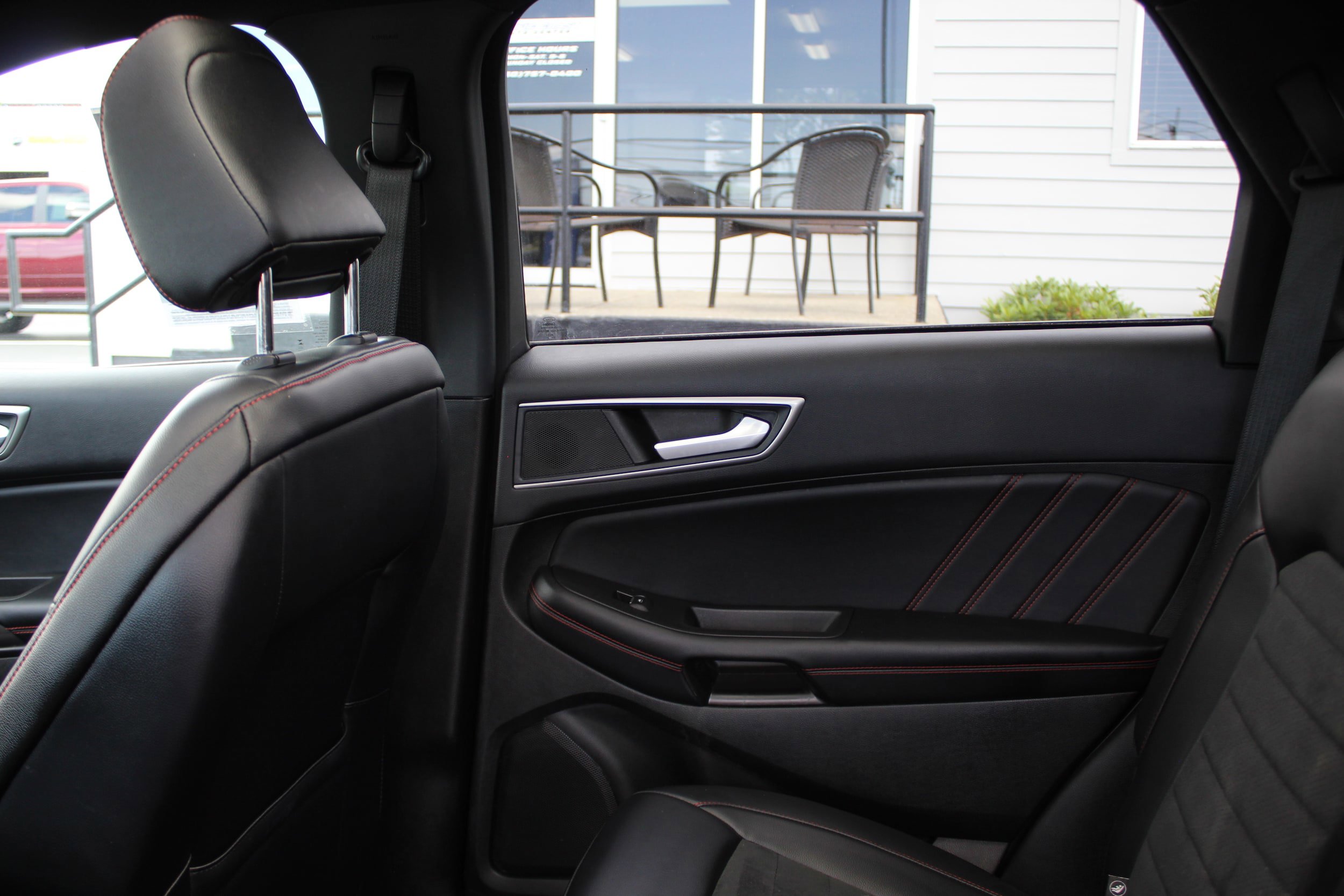 Used 2023 Ford Edge ST-Line image 45