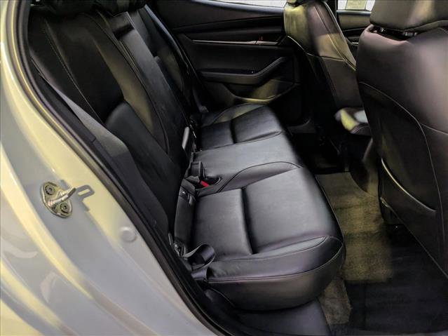 Used 2024 MAZDA MAZDA3 s image 18