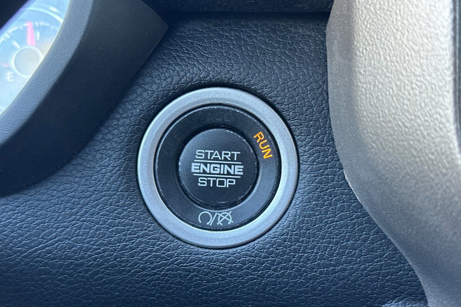 Used 2024 RAM 2500 Laramie image 22