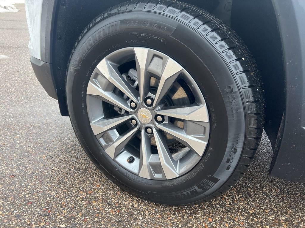 Used 2025 Chevrolet Equinox LT image 12