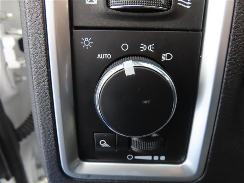 Used 2023 RAM 1500 Classic SLT w/ Trailer & Traction Group image 17