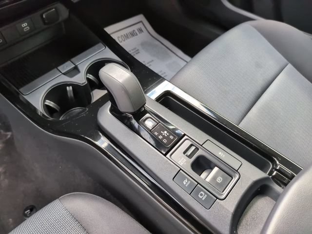 Certified 2024 Toyota Prius LE FWD image 19