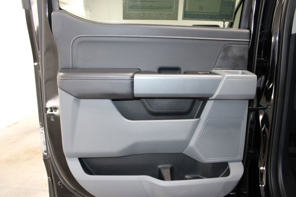 Used 2025 Ford F150 XLT w/ Equipment Group 301A Standard image 22