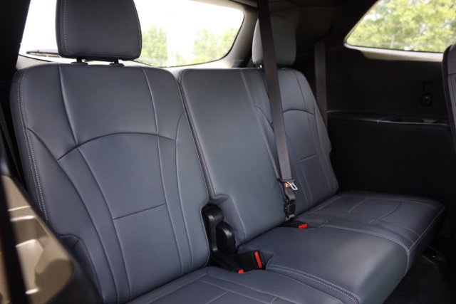 Used 2023 Buick Enclave Essence w/ Experience Buick Package FWD image 38