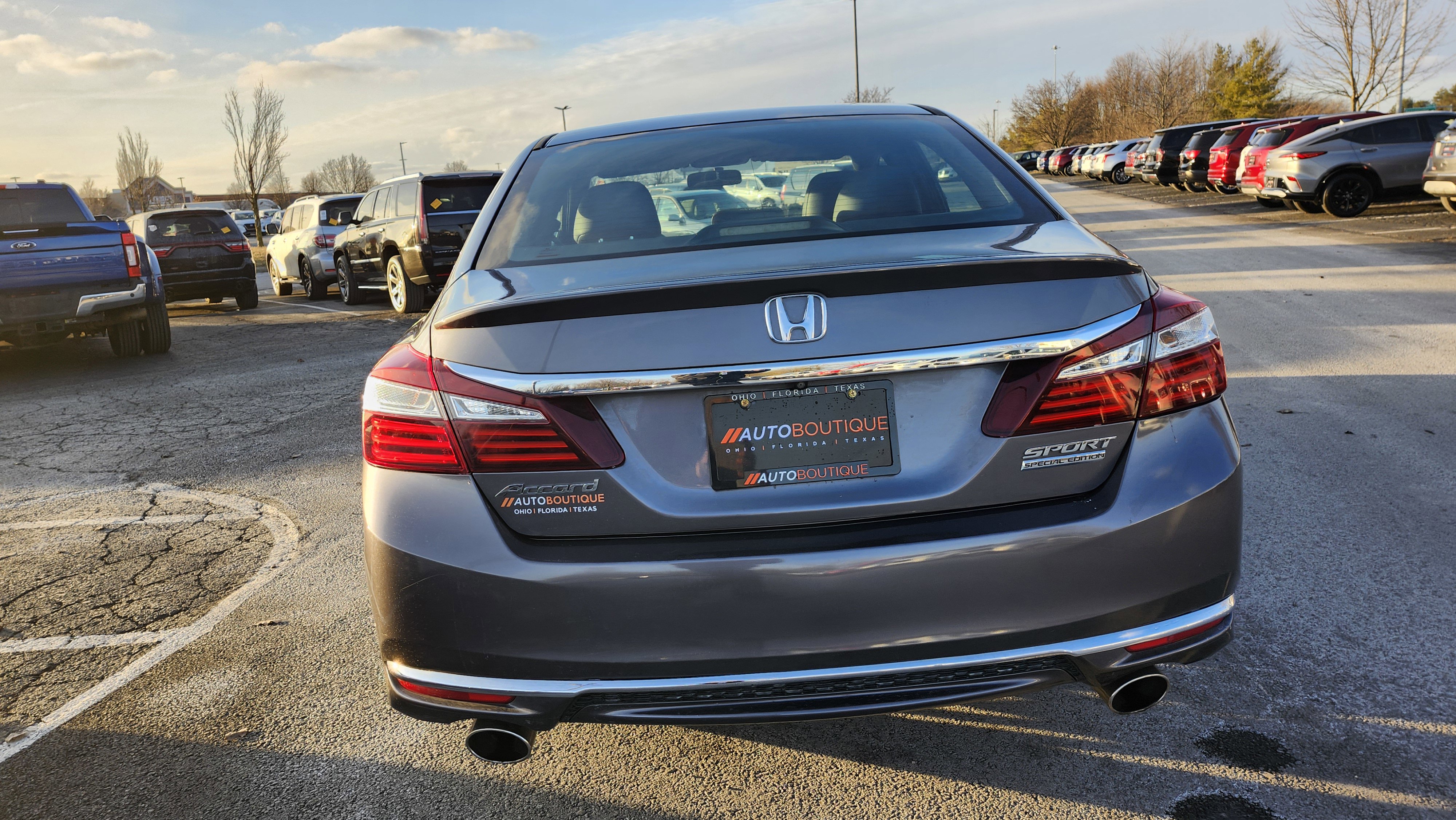 Used 2017 Honda Accord Sport Special Edition image 15