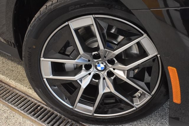 New 2027 BMW 530i xDrive w/ Premium Package AWD/4WD image 28