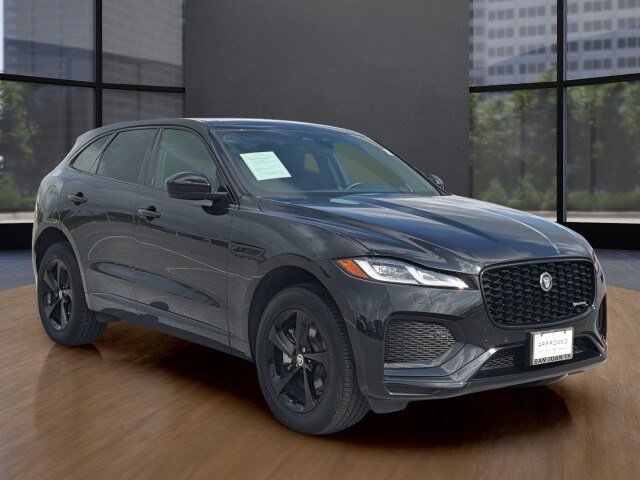 Used 2025 Jaguar F-PACE R-Dynamic S AWD/4WD image 10