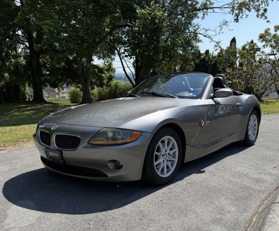 Used 2004 BMW Z4 2.5i RWD image 5