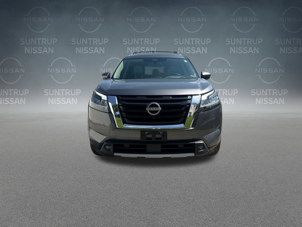 Used 2022 Nissan Pathfinder Platinum w/ Cargo Package FWD image 41