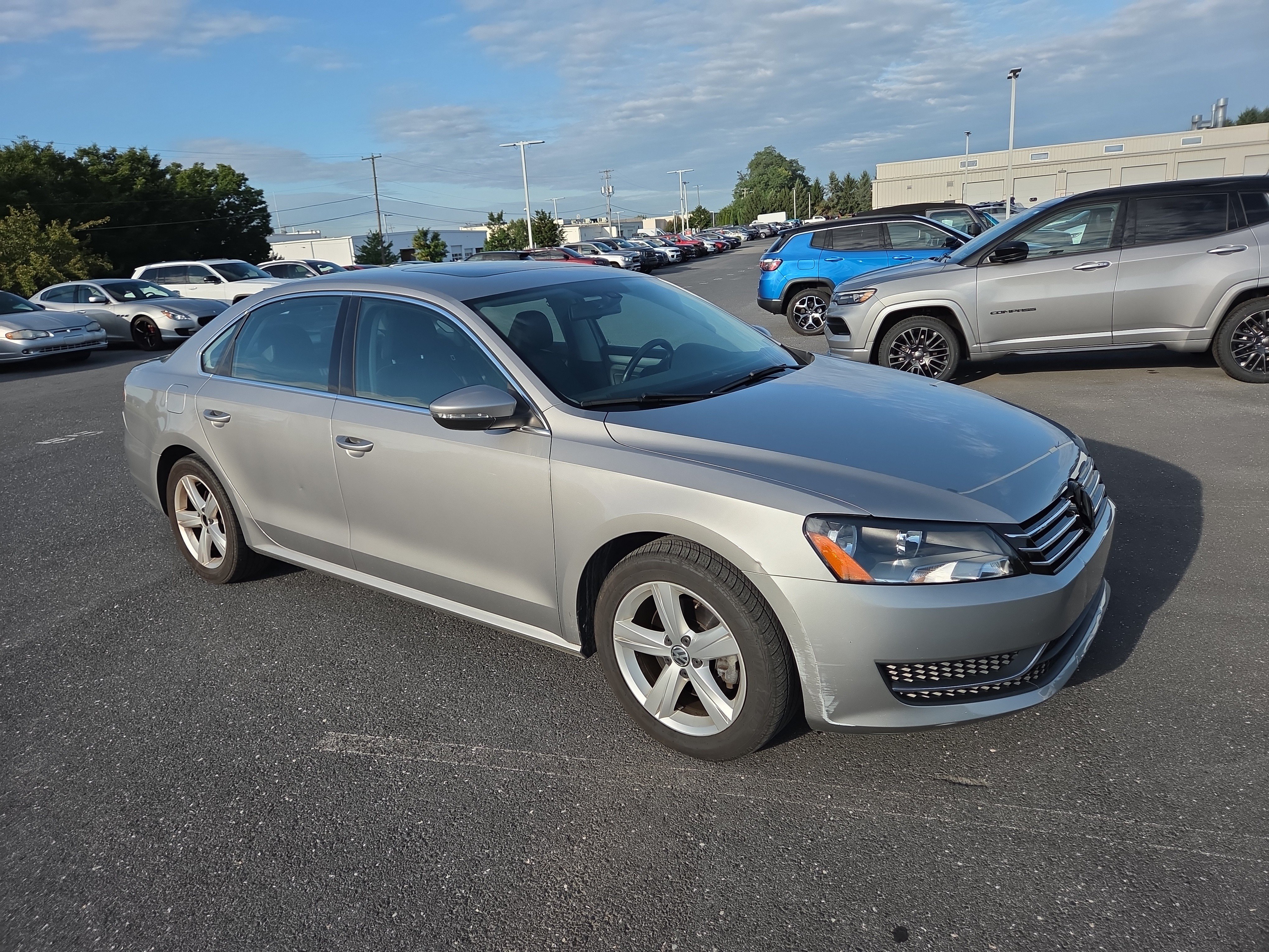 Used 2012 Volkswagen Passat 2.5 SE FWD image 17