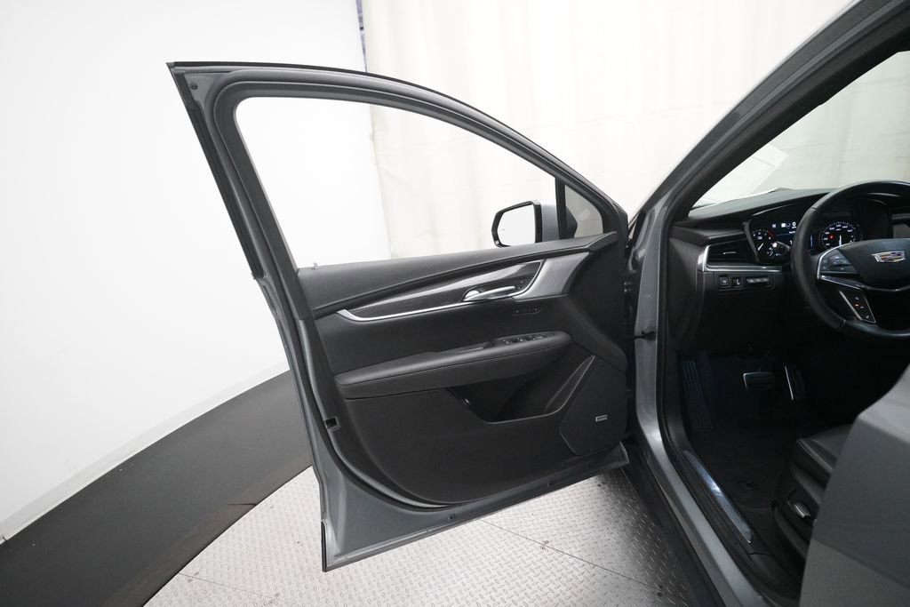 Used 2023 Cadillac XT5 Sportv w/ Technology Package image 30