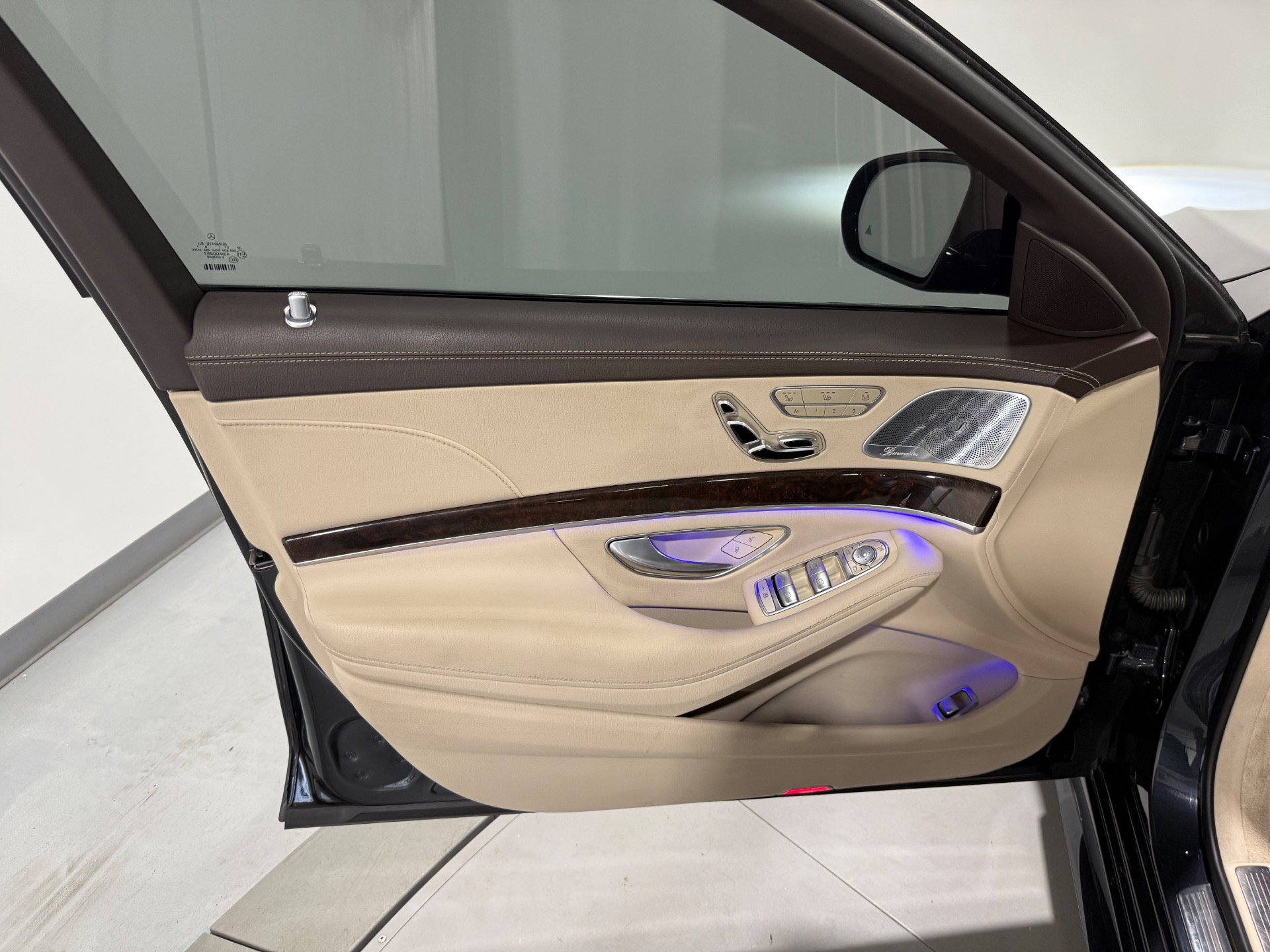 Used 2018 Mercedes-Benz S 450 Sedan image 17