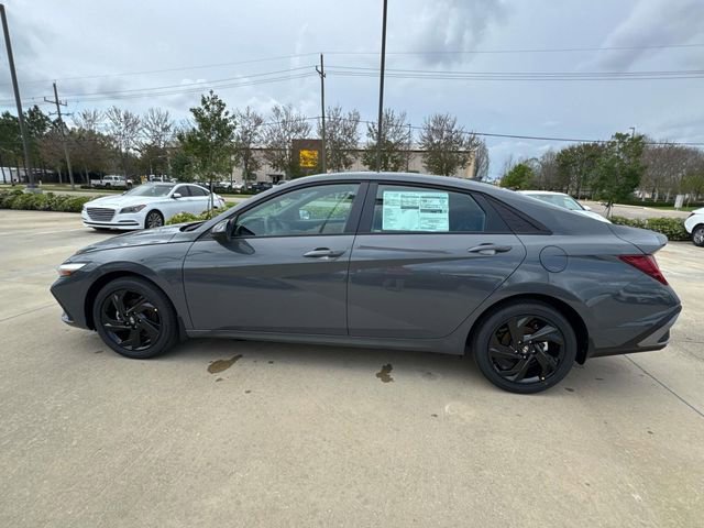 New 2026 Hyundai Elantra Sport FWD image 7