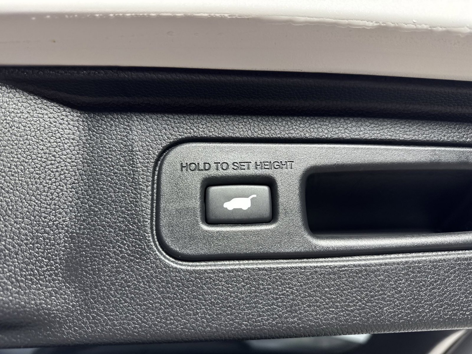 Used 2025 Honda Pilot EX-L image 31