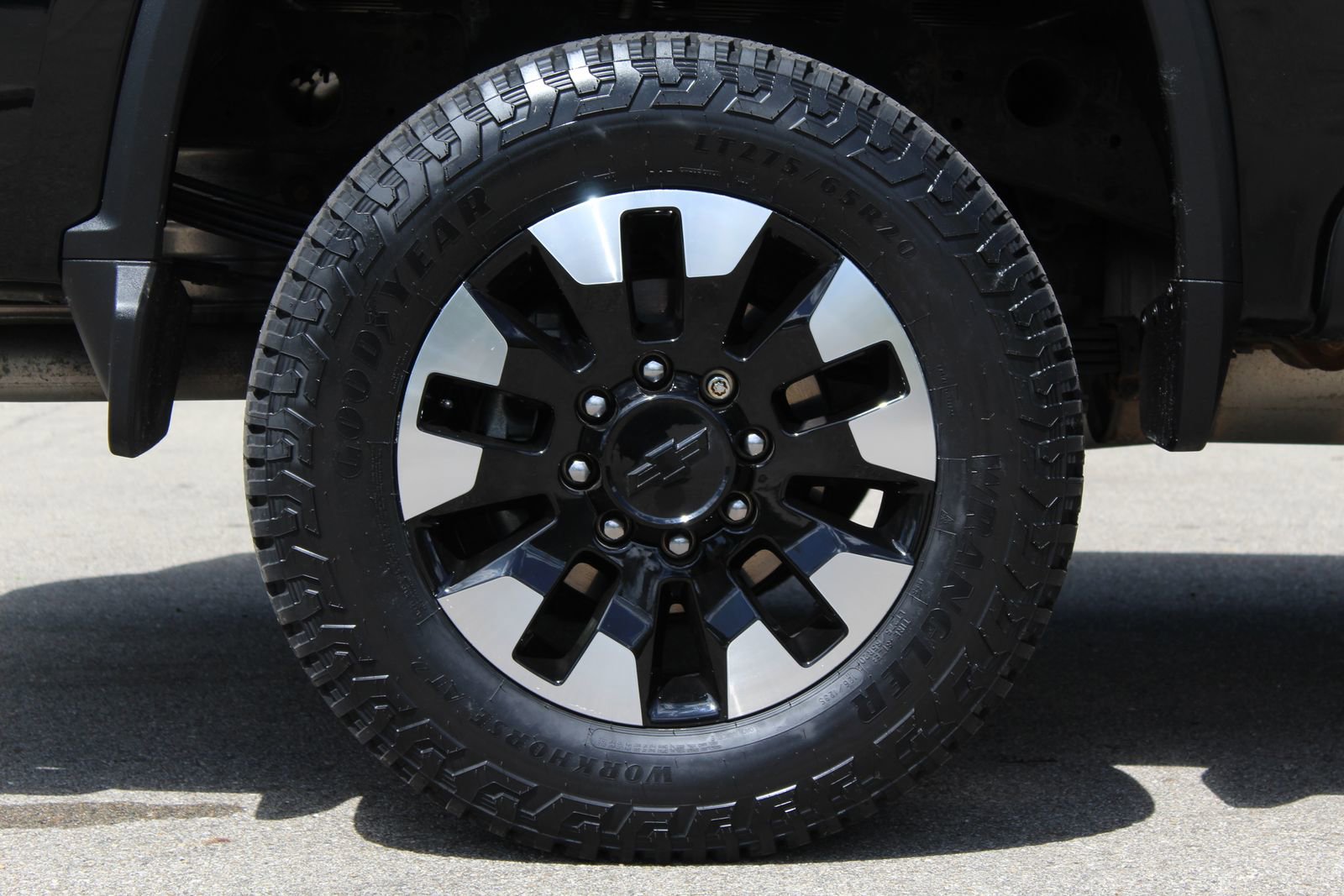 Used 2020 Chevrolet Silverado 2500 Custom w/ Custom Convenience Package AWD/4WD image 24