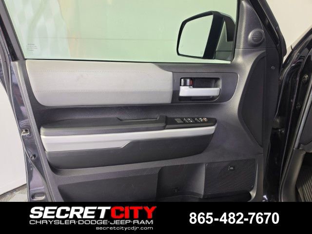 Used 2021 Toyota Tundra Limited w/ Limited Premium Package AWD/4WD image 12