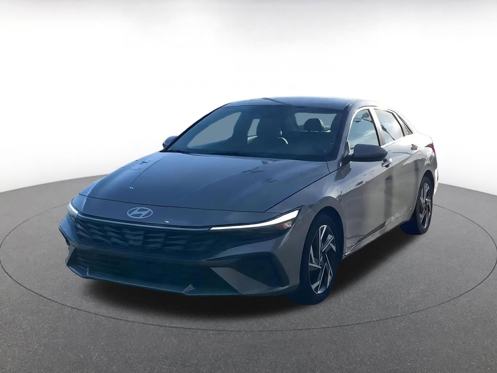 Used 2025 Hyundai Elantra SEL image 7