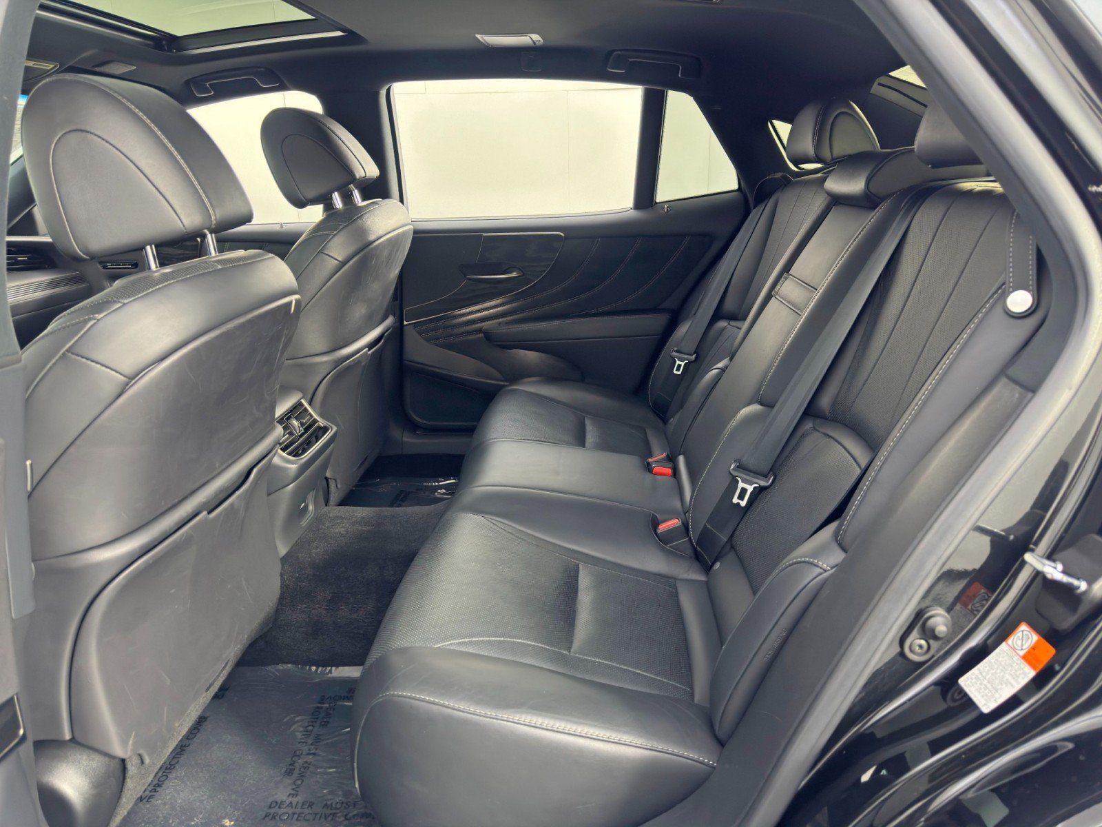 Used 2021 Lexus LS 500 w/ Cold Weather Package (CK) RWD image 44