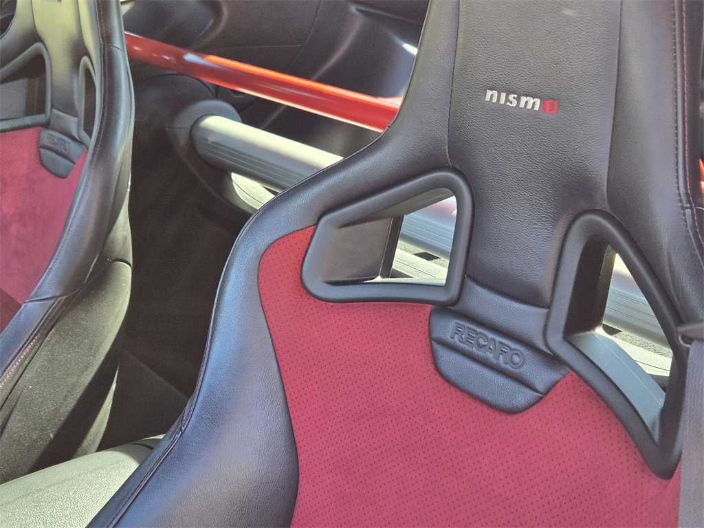 Used 2017 Nissan 370Z NISMO image 20