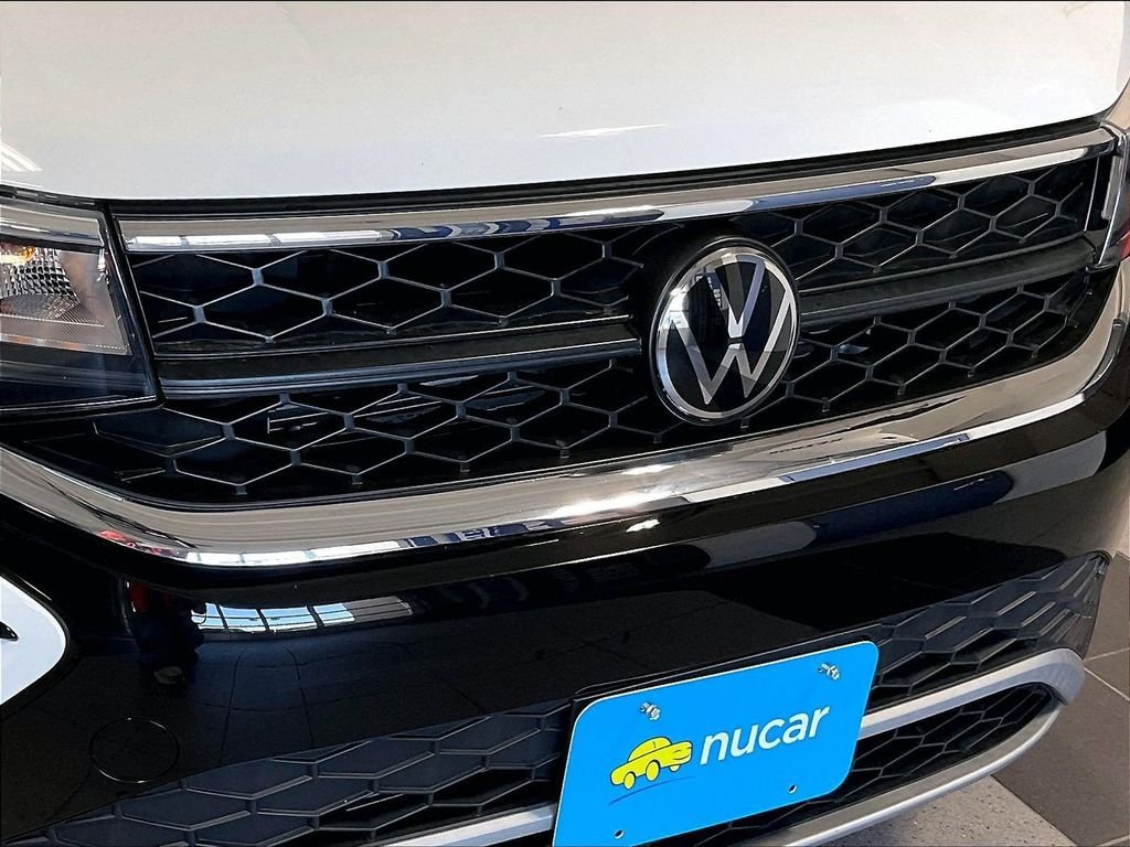 Used 2023 Volkswagen Taos SE AWD/4WD image 32