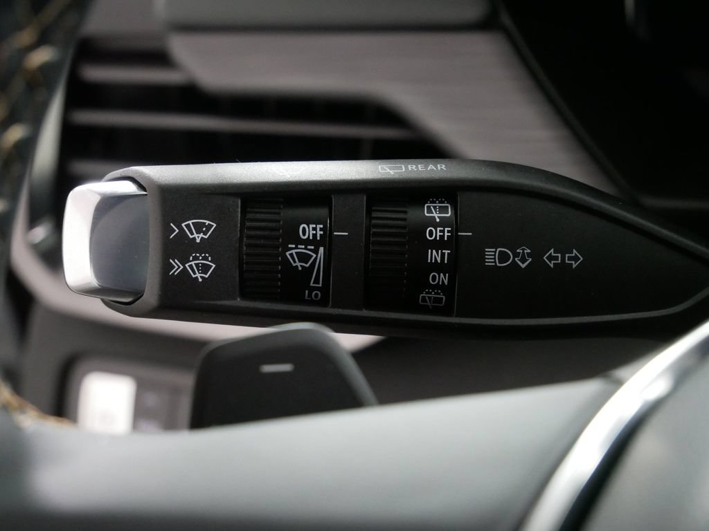 New 2026 GMC Acadia AT4 AWD/4WD image 23
