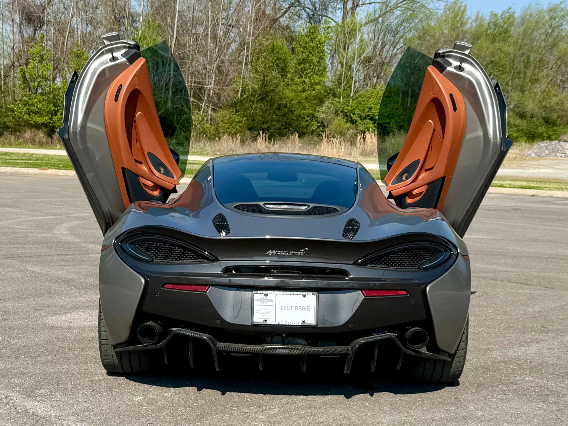Used 2017 McLaren 570S image 5