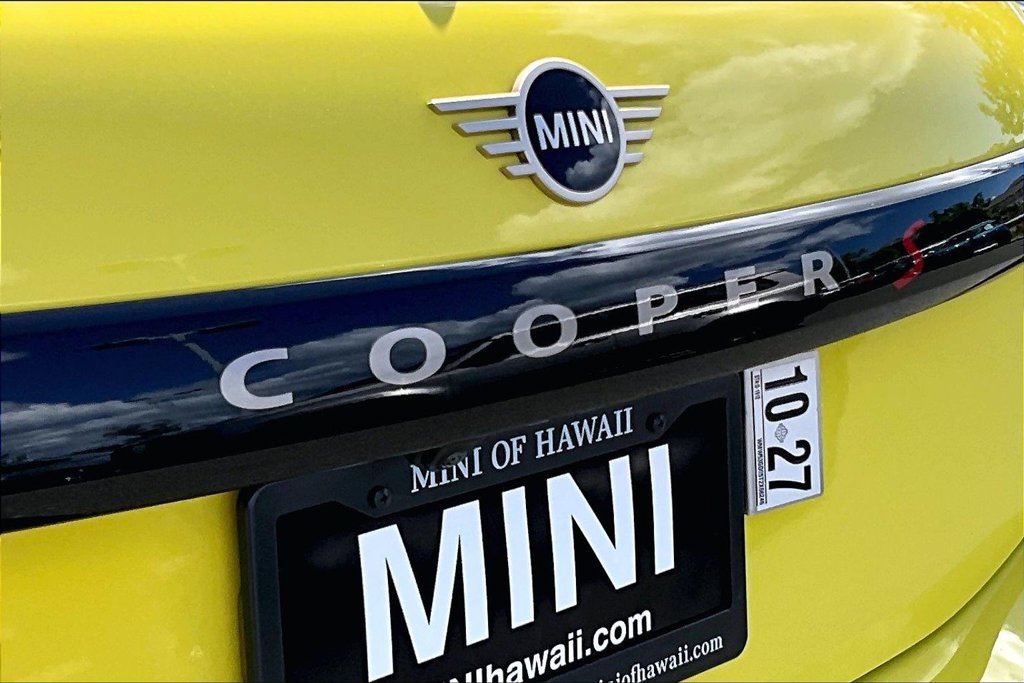 Used 2026 MINI Cooper S FWD image 9