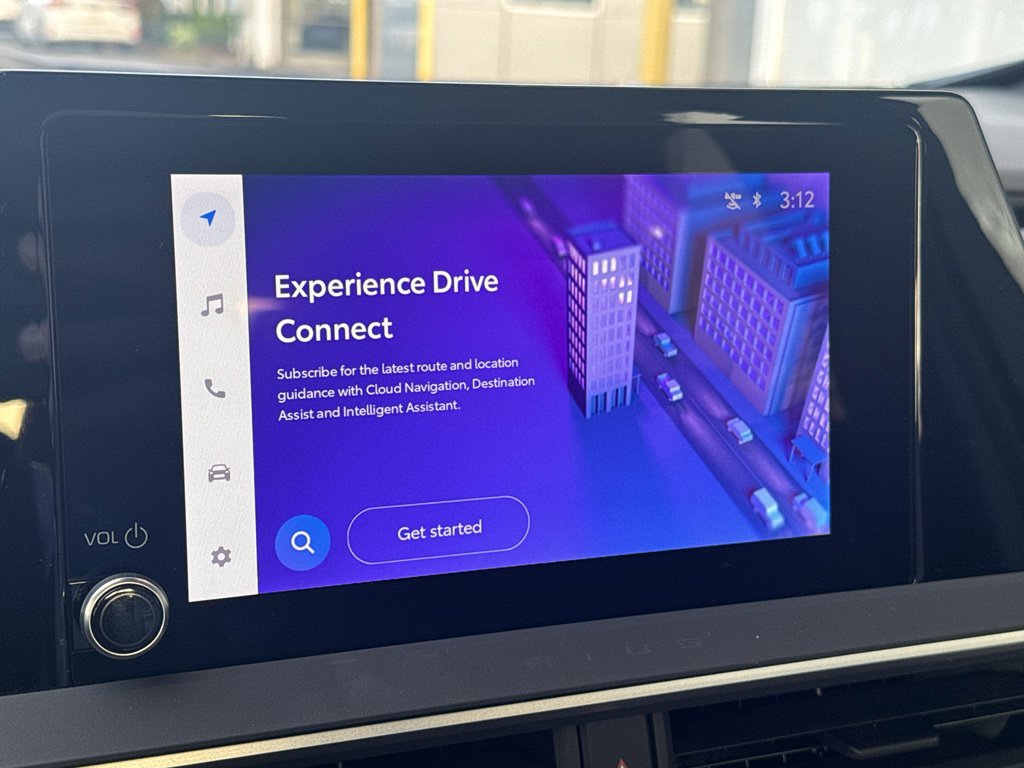 Used 2024 Toyota Prius LE image 24