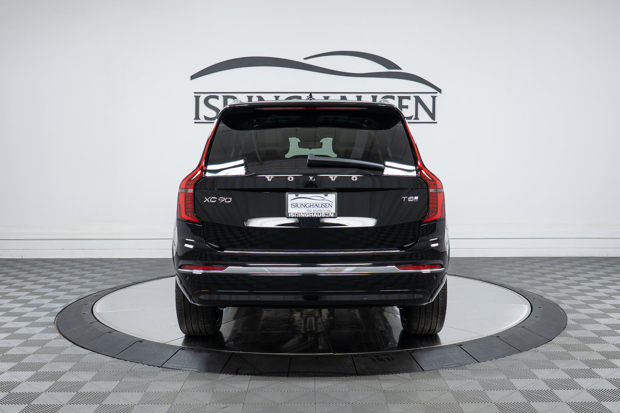 New 2026 Volvo XC90 T8 Plus w/ Protection Package Premier AWD/4WD image 6