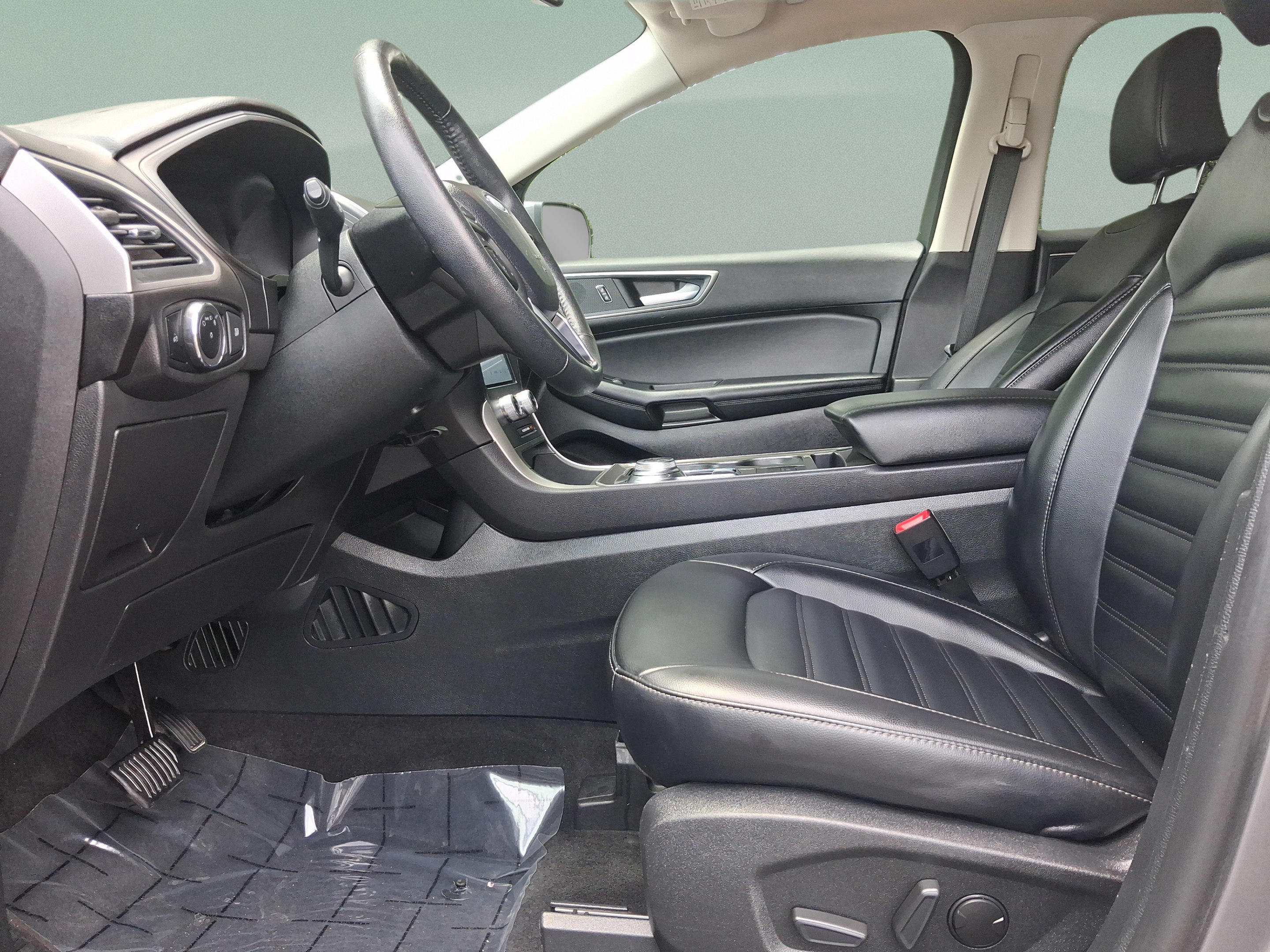 Used 2024 Ford Edge SEL AWD/4WD image 18
