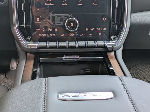 New 2026 GMC Yukon Denali w/ Denali Reserve Package RWD image 24